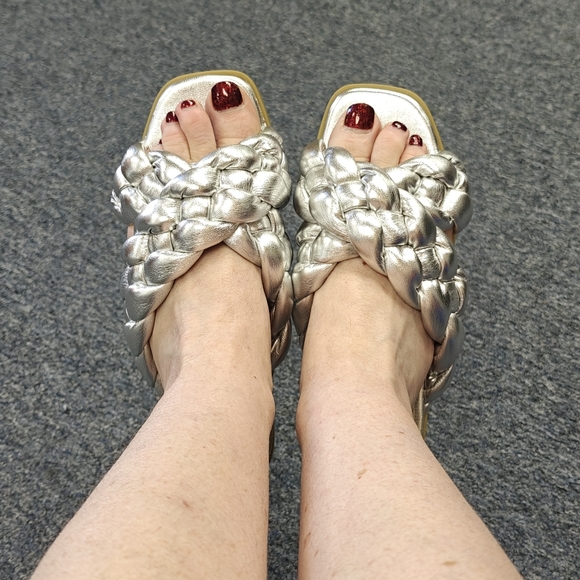 Vionic Kalina Braided Cross Strap Slides Sandals in Silver - Picture 3 of 5